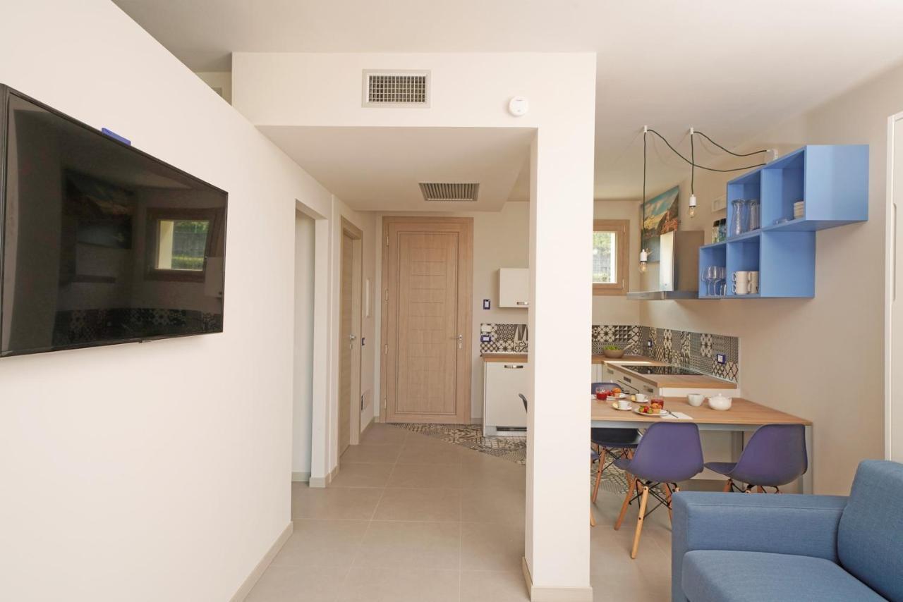 Gardaliva Blue Studio 3 Manerba del Garda Exterior foto
